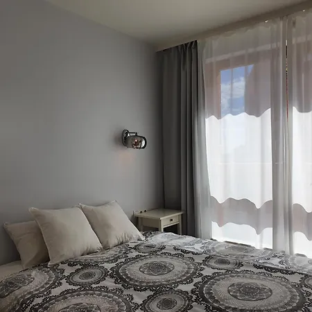 Apartment Sweetstay Z Balkonem I *