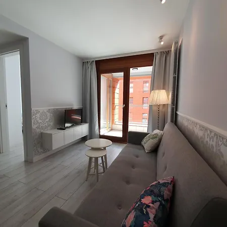 Aurora Z Balkonem Apartman *